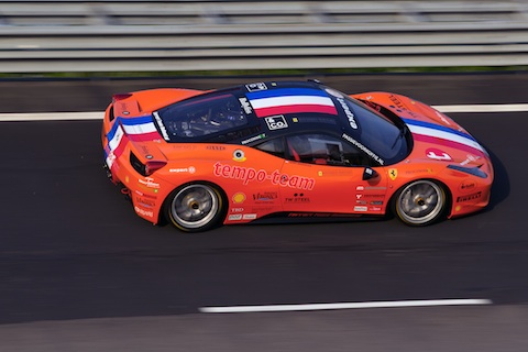 110427_ferrari_actie